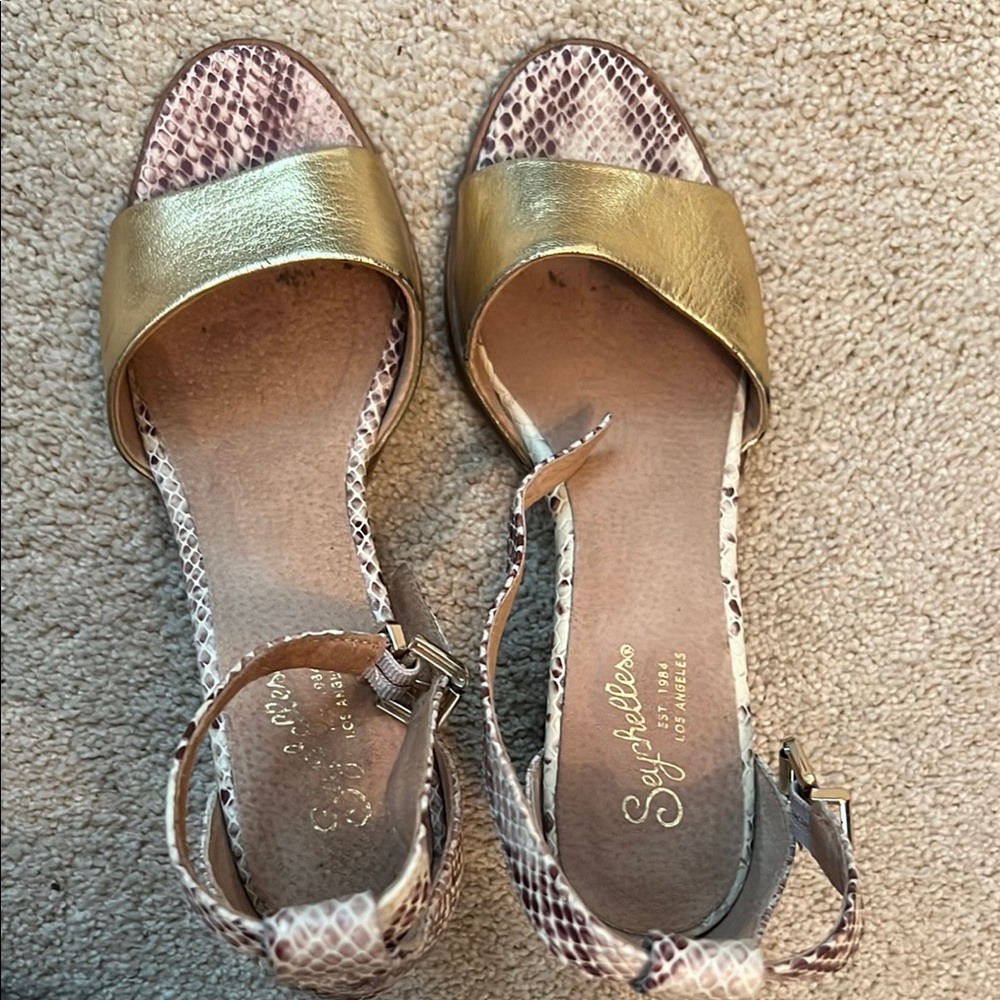 Seychelles Gold and Tan Sandals with Metallic Strap